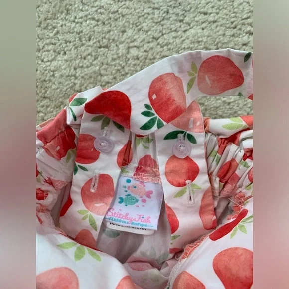 Stitchy Fish Size 9 Months Strawberry Print Bubble Romper - Picture 4 of 7